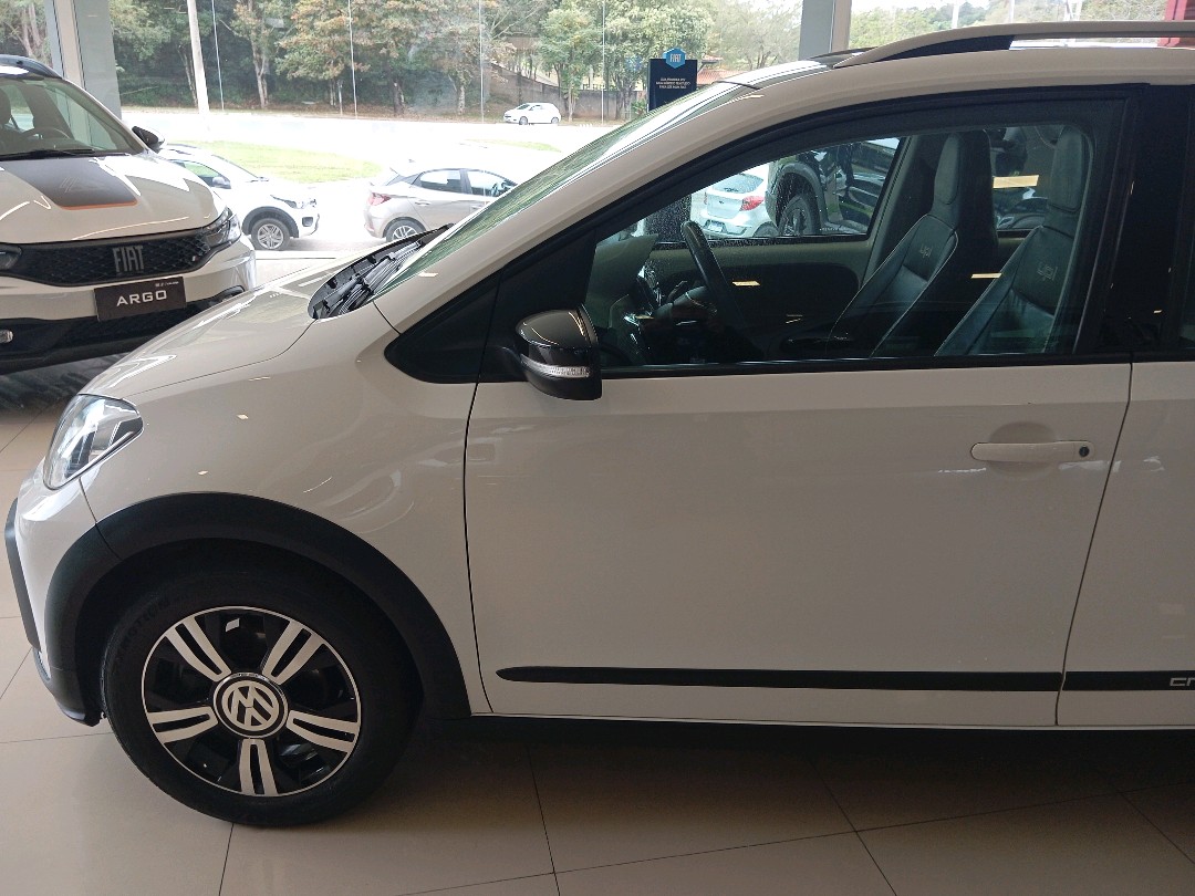 CROSS UP 1.0 TSI 12V FLEX 4P MANUAL11