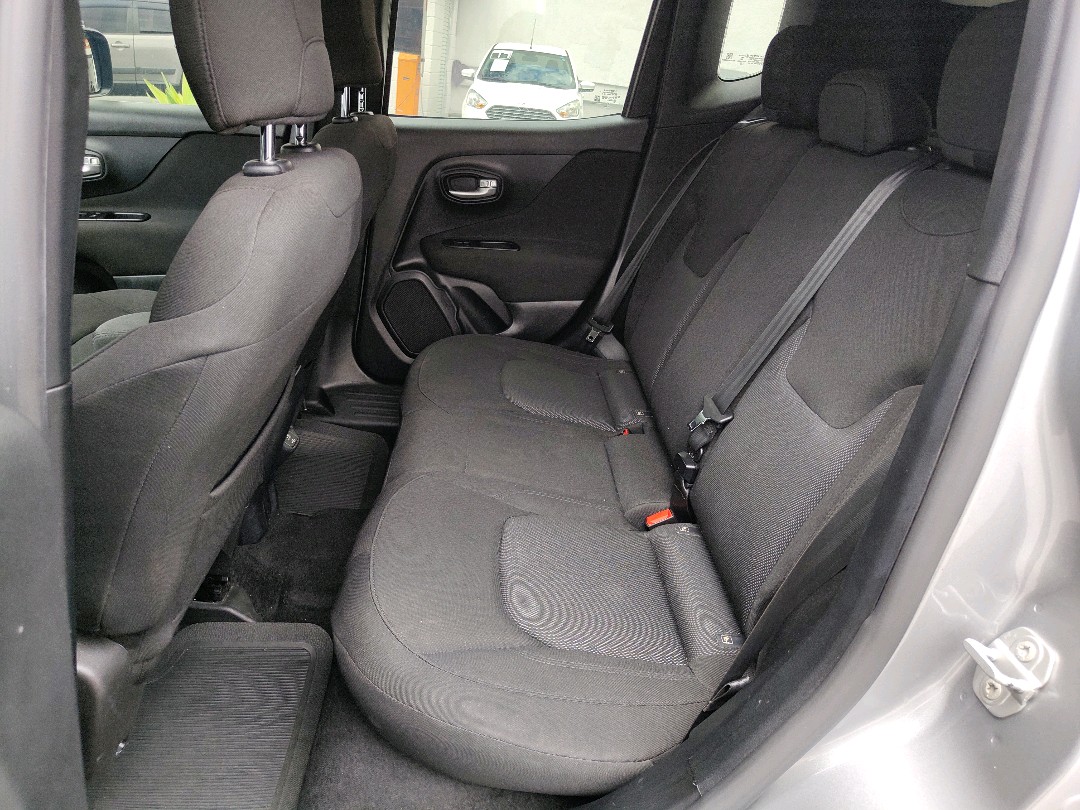 RENEGADE 1.8 16V FLEX SPORT 4P AUTOMÁTICO8