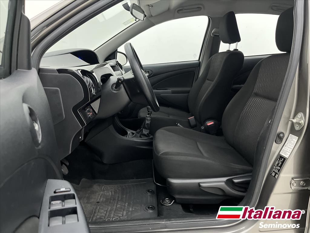 ETIOS 1.3 X 16V FLEX 4P MANUAL12