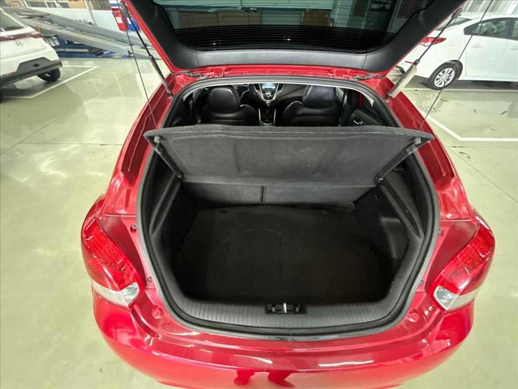 VELOSTER 1.6 16V GASOLINA 3P AUTOMÁTICO4