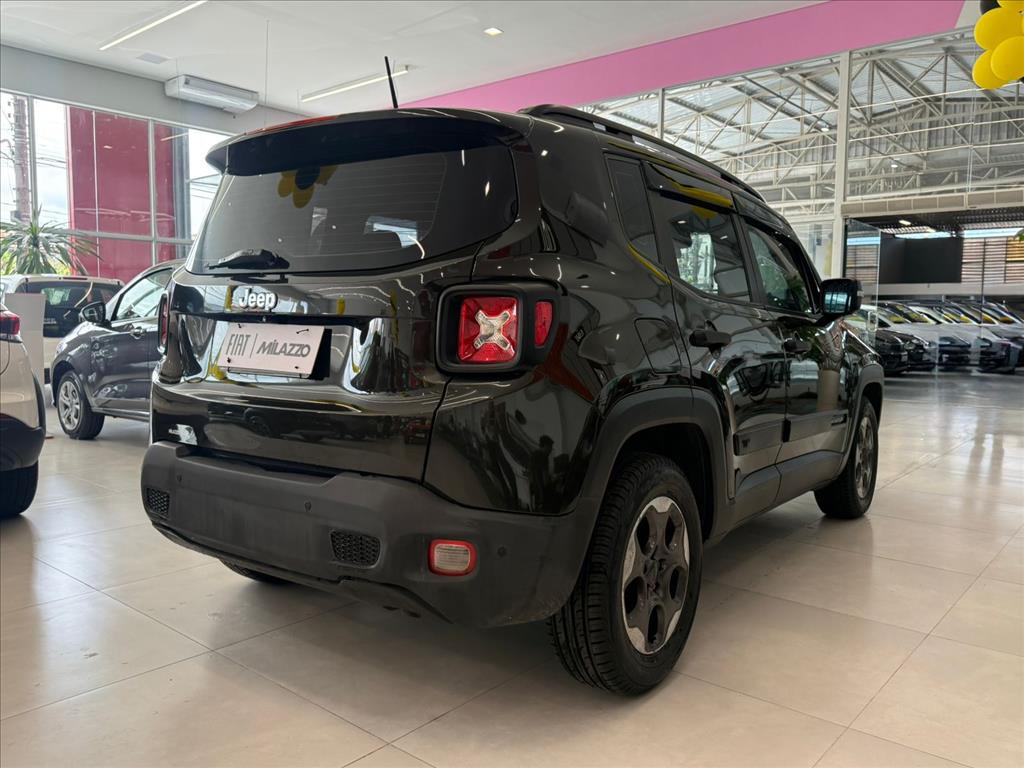 RENEGADE 1.8 16V FLEX 4P AUTOMÁTICO3
