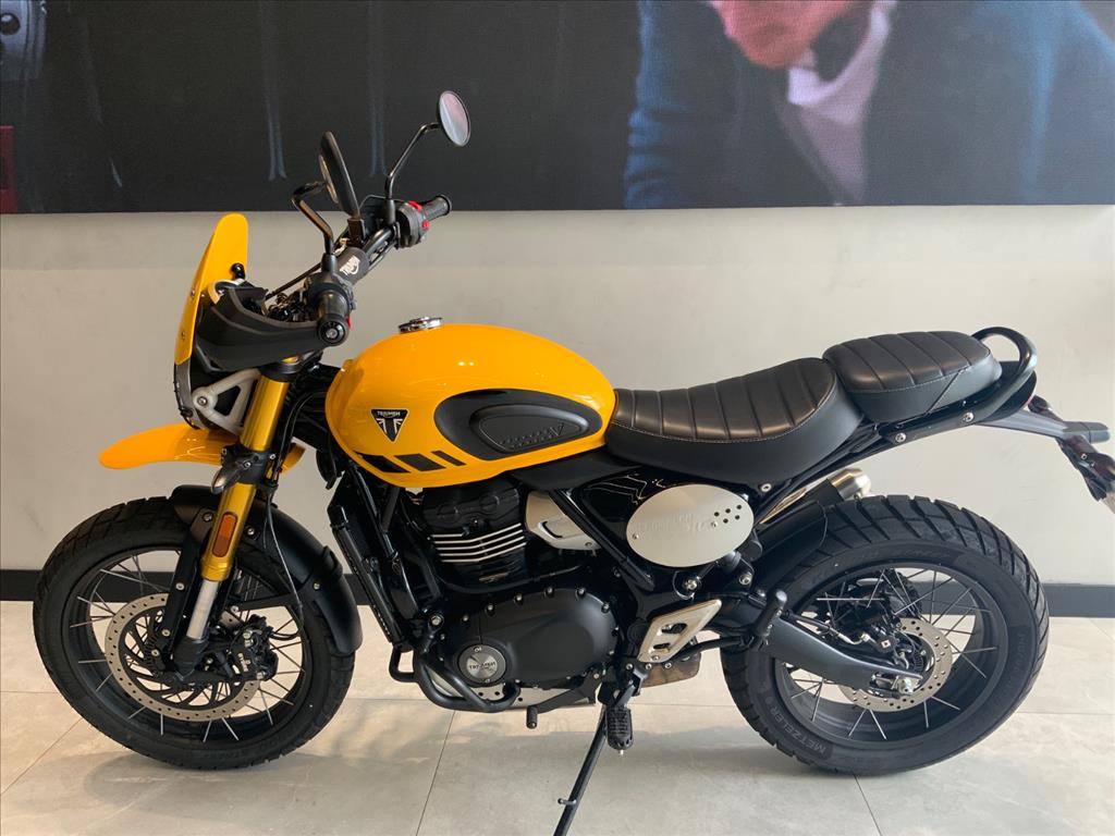 TRIUMPH-SCRAMBLER-400 XC