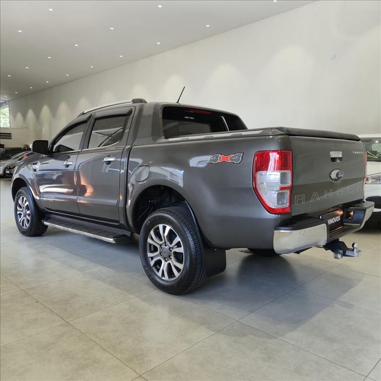 RANGER 3.2 LIMITED 4X4 CD 20V DIESEL 4P AUTOMÁTICO5