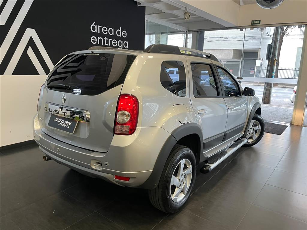 DUSTER 1.6 DYNAMIQUE 4X2 16V FLEX 4P MANUAL5