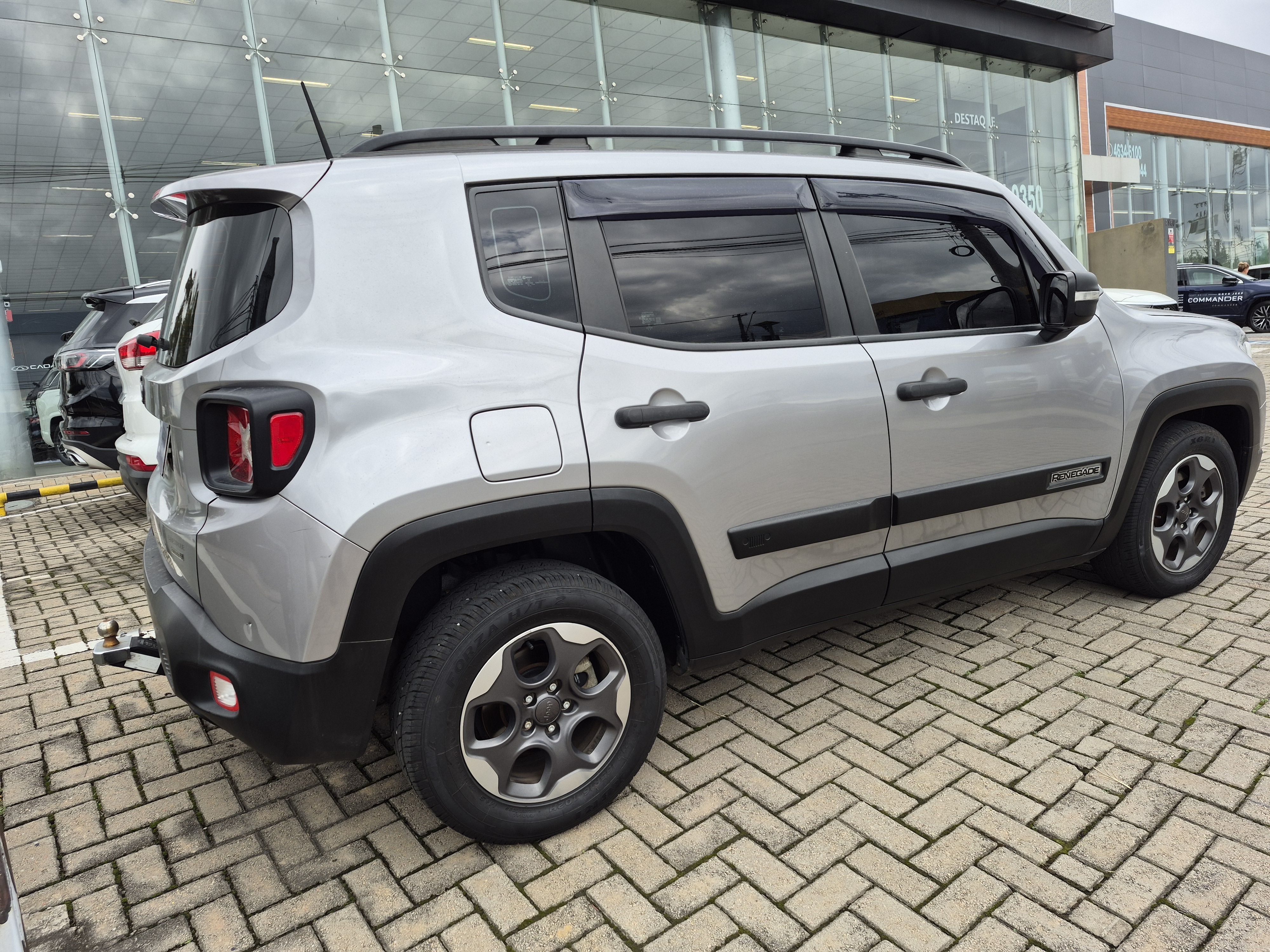 Foto ilustrativa do carro