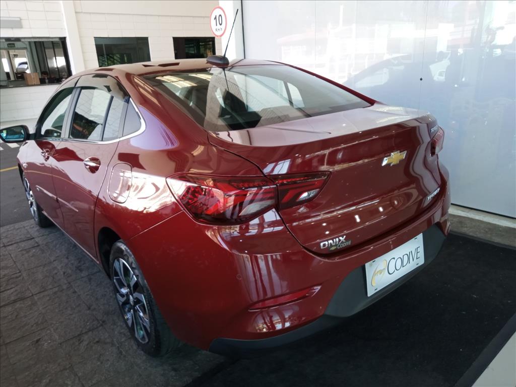 ONIX PLUS 1.0 TURBO FLEX PREMIER AUTOMÁTICO5