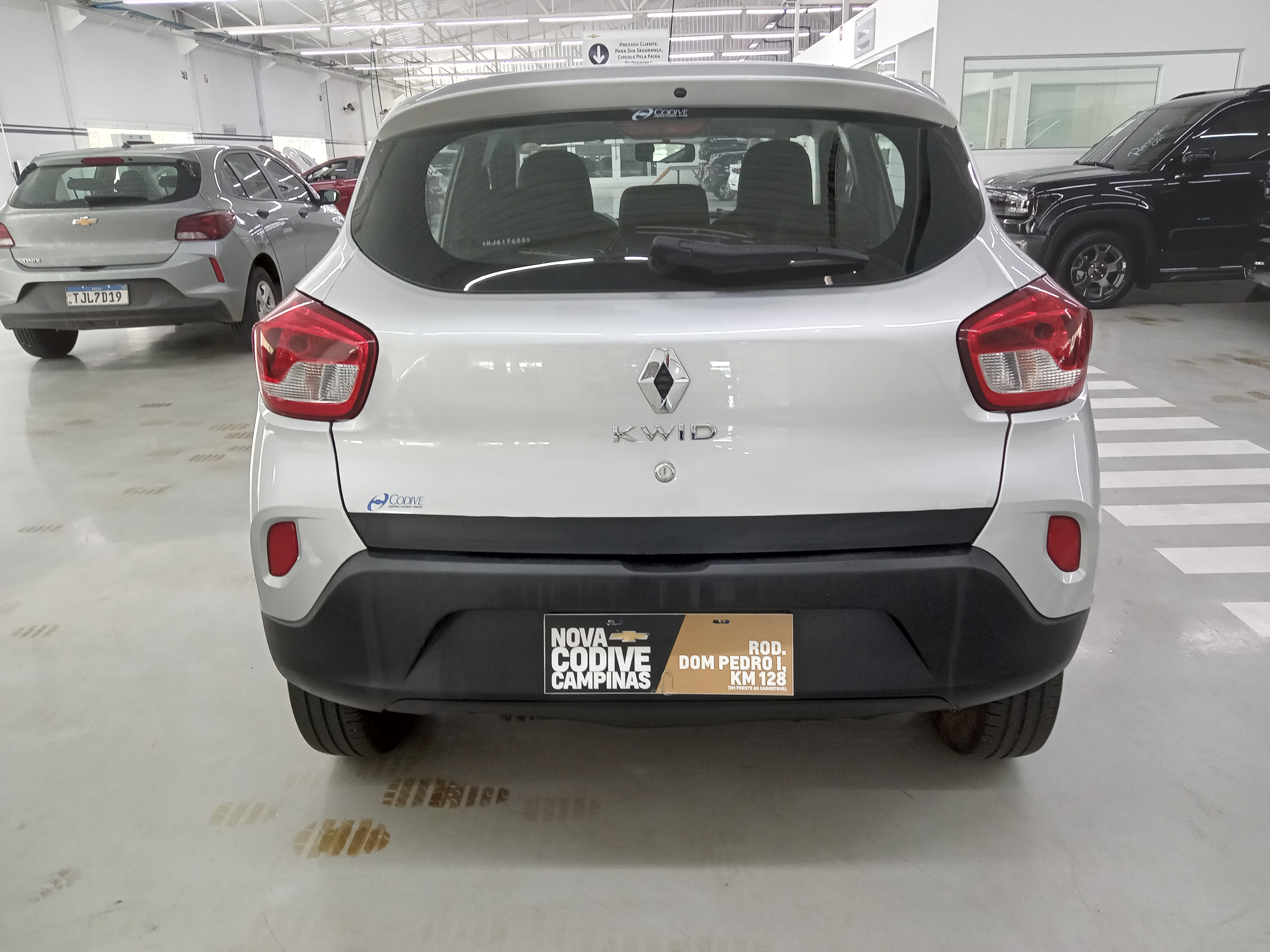 KWID 1.0 12V SCE FLEX ZEN MANUAL5