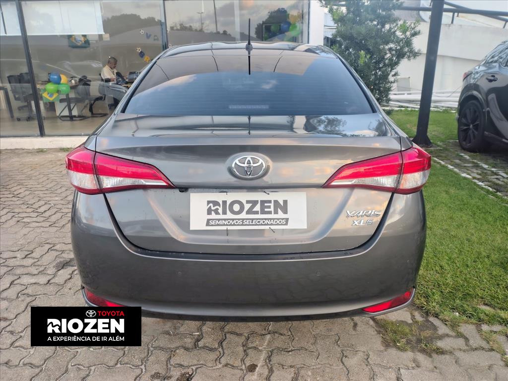 YARIS 1.5 16V FLEX SEDAN XLS CONNECT MULTIDRIVE10