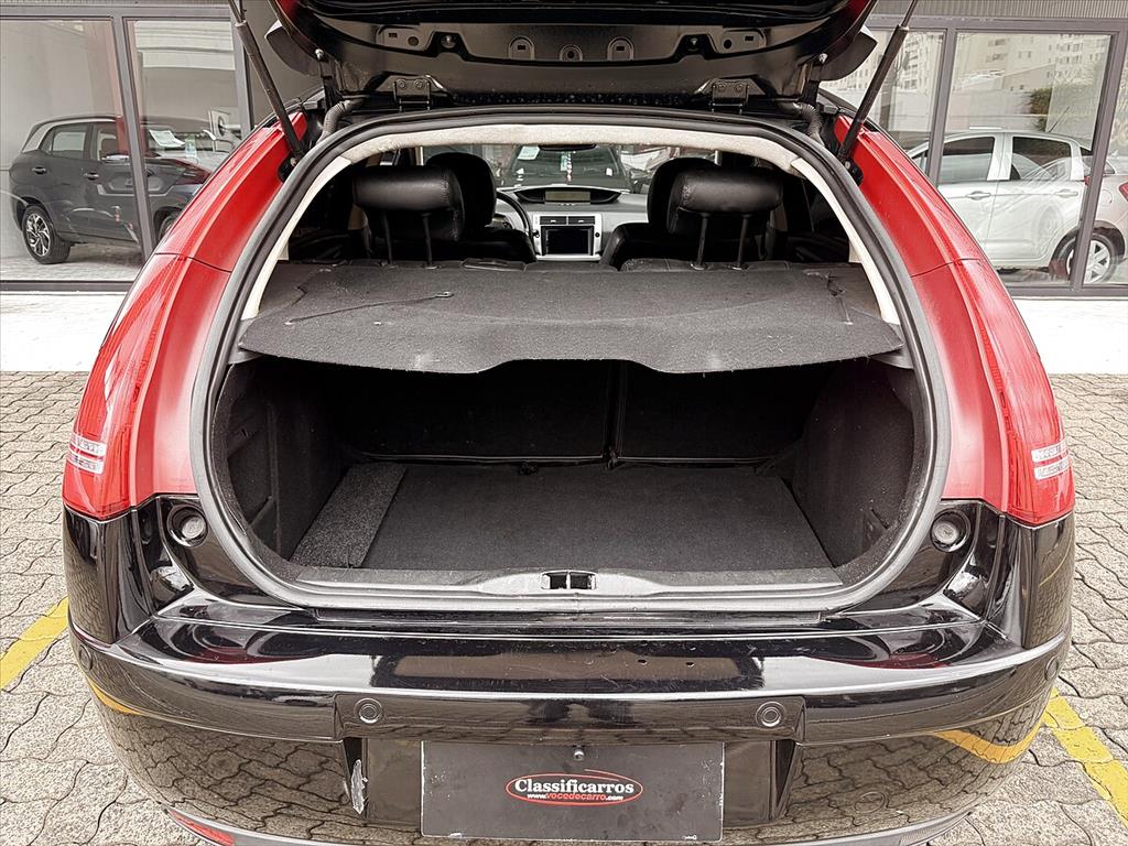 Citroën C4 - 2.0 EXCLUSIVE 16V FLEX 4P MANUAL