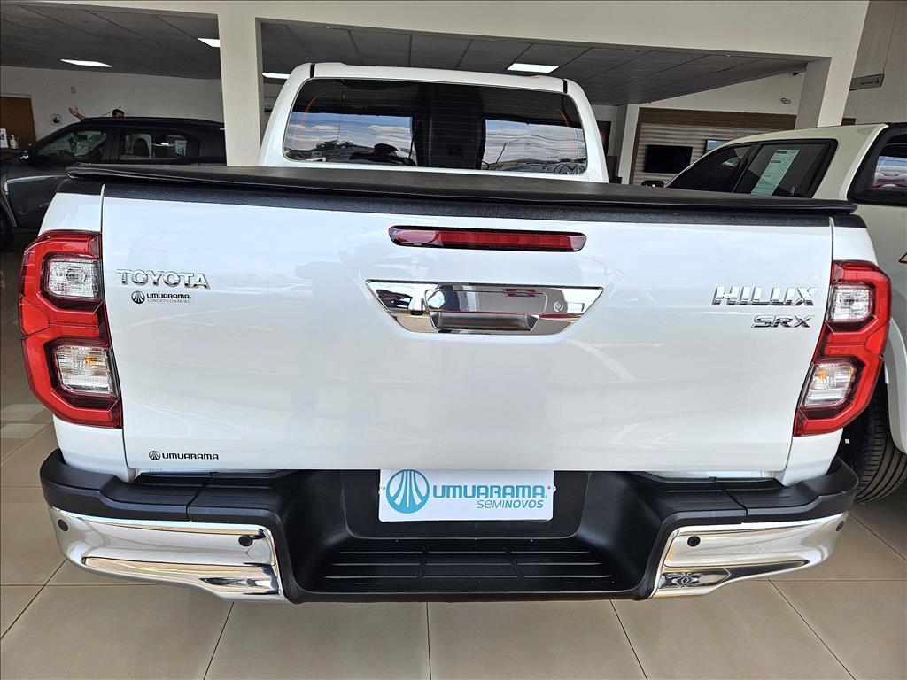 HILUX 2.8 D-4D TURBO DIESEL CD SRX 4X4 AUTOMÁTICO4