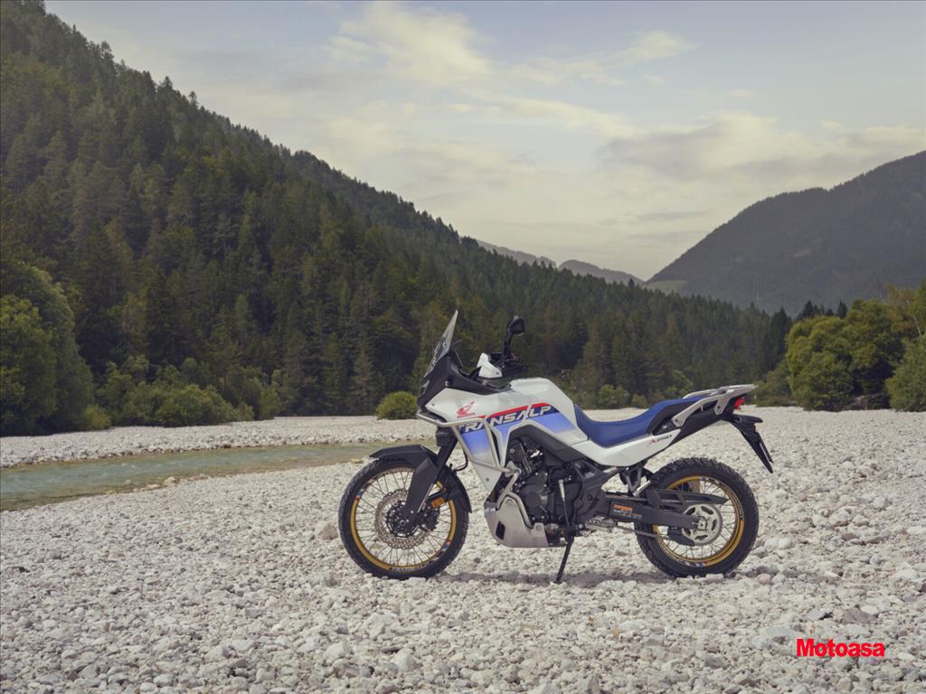 TRANSALP 750 ABS1
