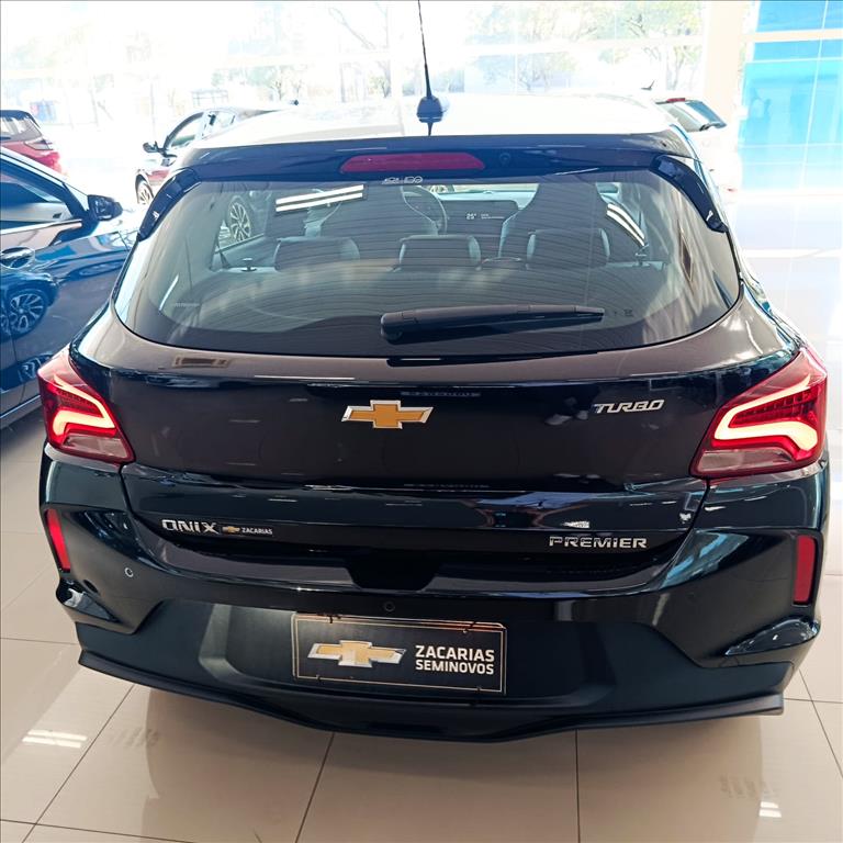 ONIX 1.0 TURBO FLEX PREMIER AUTOMÁTICO3