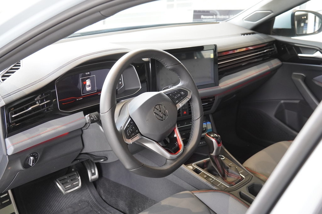 JETTA 2.0 350 TSI GASOLINA GLI DSG6