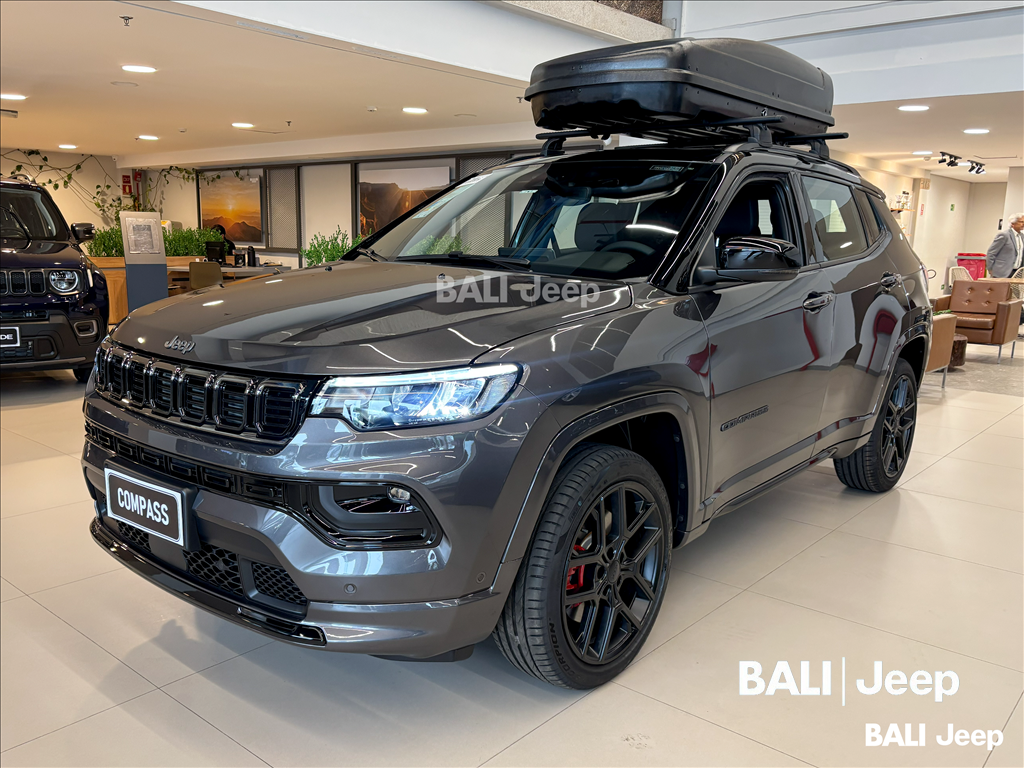 COMPASS 2.0 HURRICANE 4 TURBO GASOLINA BLACKHAWK AT92