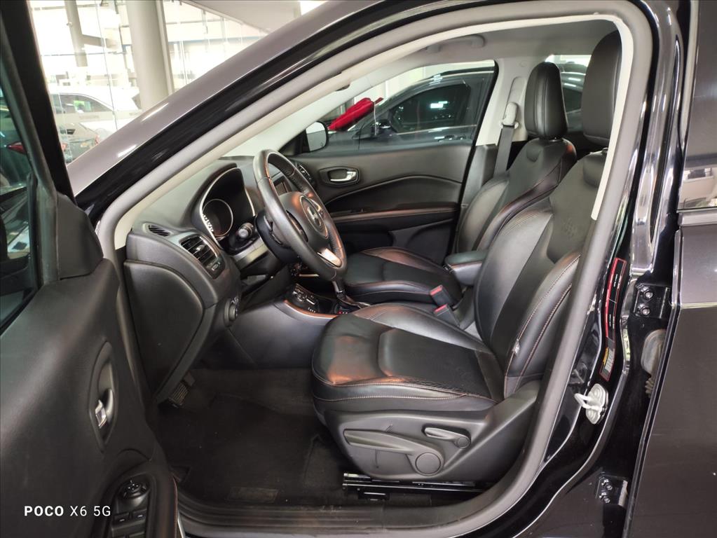 COMPASS 2.0 16V DIESEL LONGITUDE 4X4 AUTOMÁTICO18