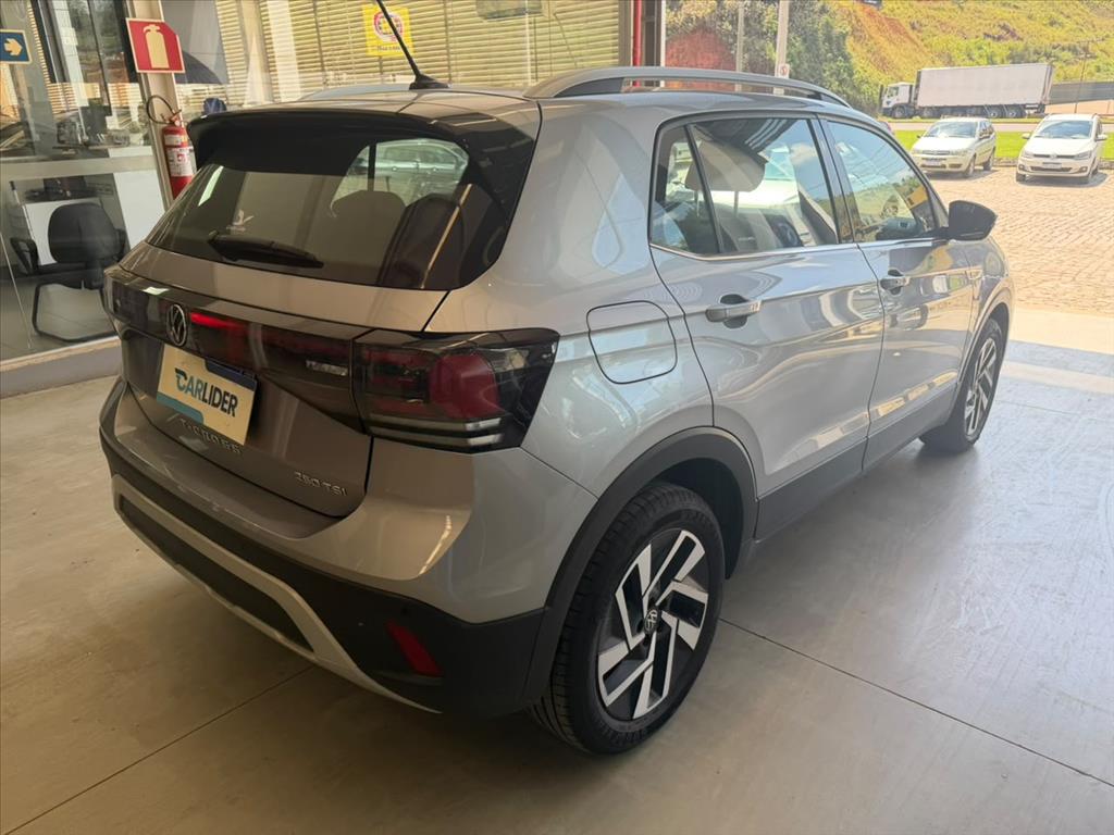 T-CROSS 1.4 250 TSI TOTAL FLEX HIGHLINE AUTOMÁTICO2