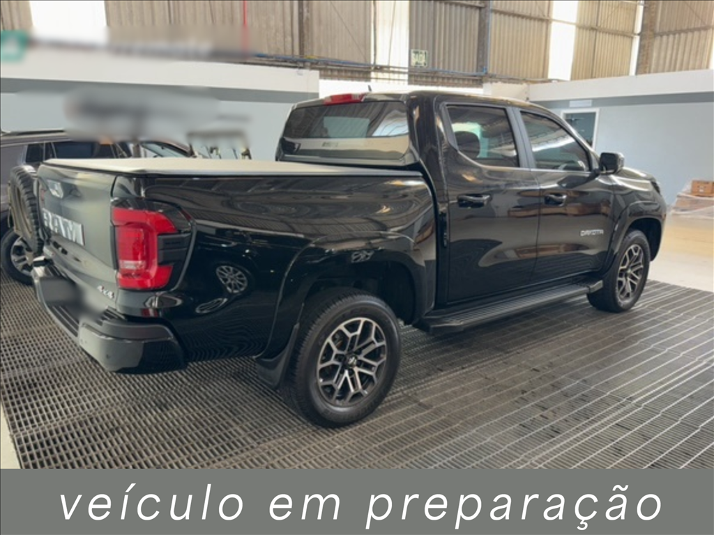 DAKOTA 2.2 TURBO DIESEL LARAMIE 4X4 AUTOMÁTICO0