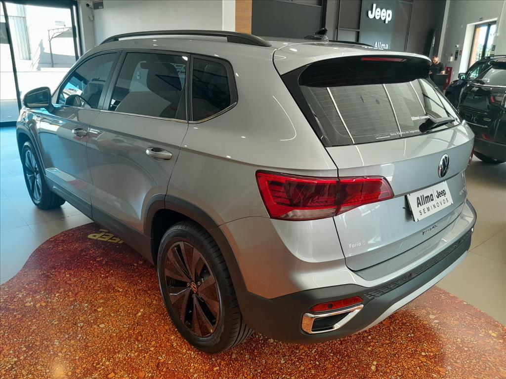 TAOS 1.4 250 TSI TOTAL FLEX COMFORTLINE AUTOMÁTICO5