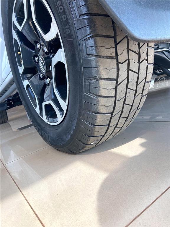 HILUX 2.8 D-4D TURBO DIESEL CD SRX 4X4 AUTOMÁTICO11