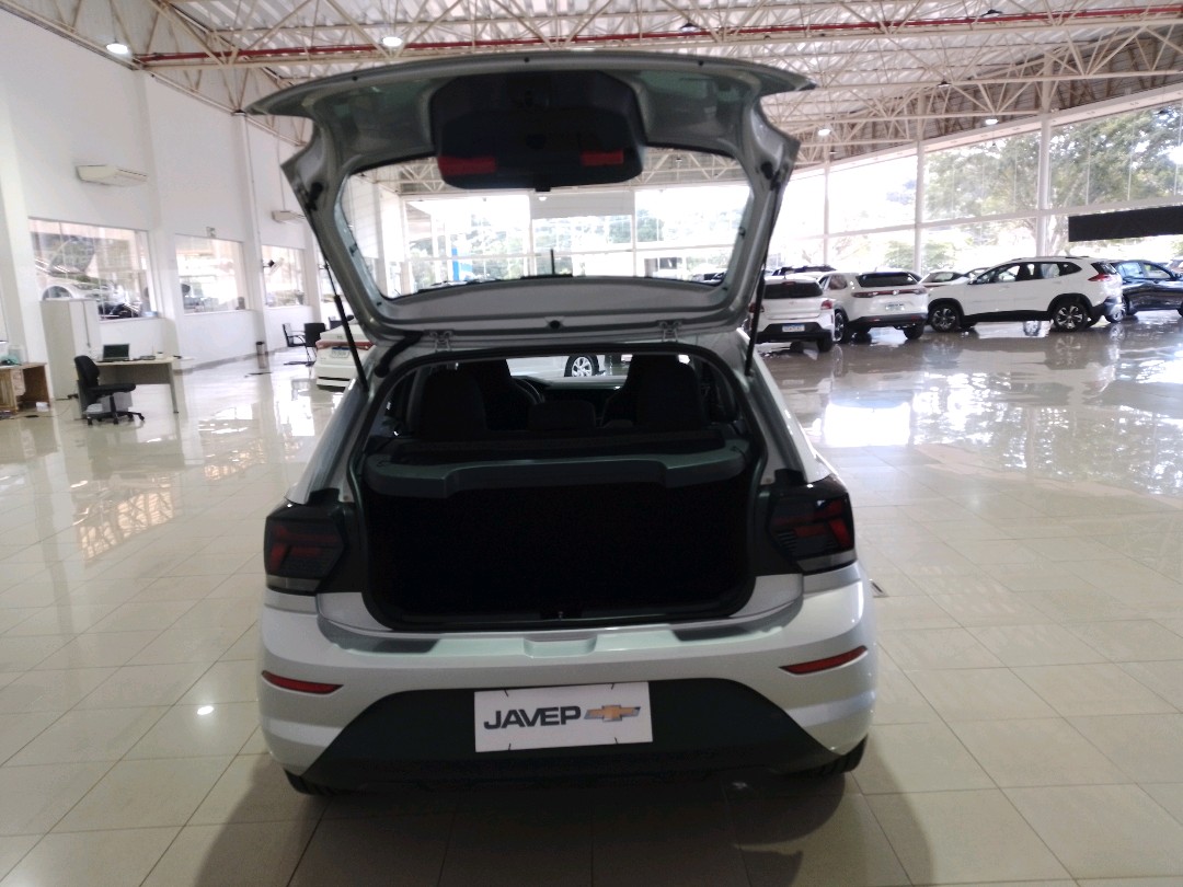 VW - Volkswagen-POLO-1.0 MPI TRACK MANUAL