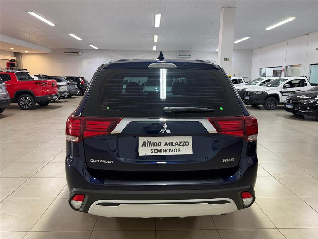 OUTLANDER 2.0 MIVEC GASOLINA HPE AUTOMÁTICO9