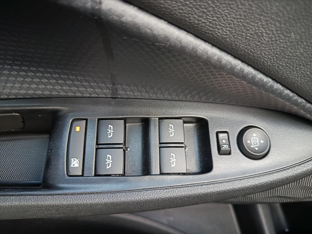 ONIX PLUS 1.0 TURBO FLEX LT AUTOMÁTICO10