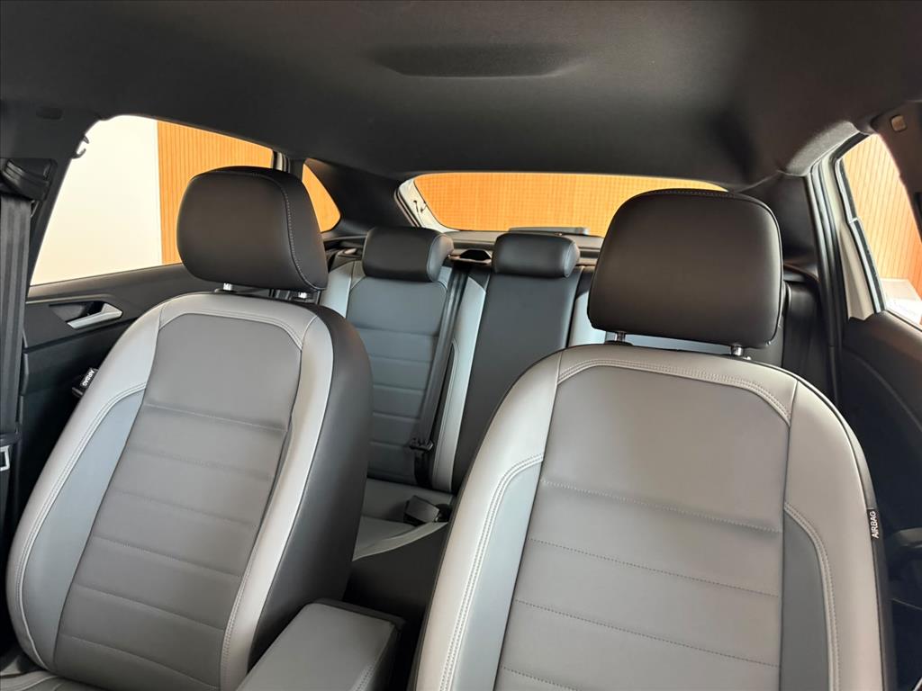 NIVUS 1.0 200 TSI TOTAL FLEX HIGHLINE AUTOMÁTICO11