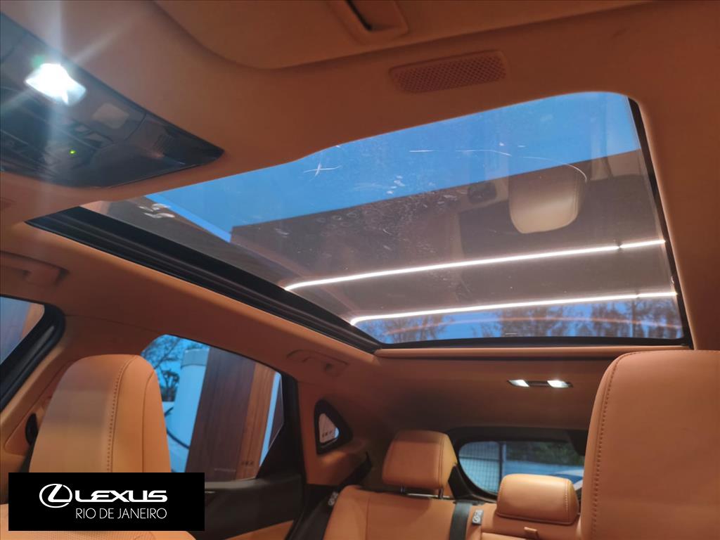NX 450h+ 2.5 PHEV AWD CVT10