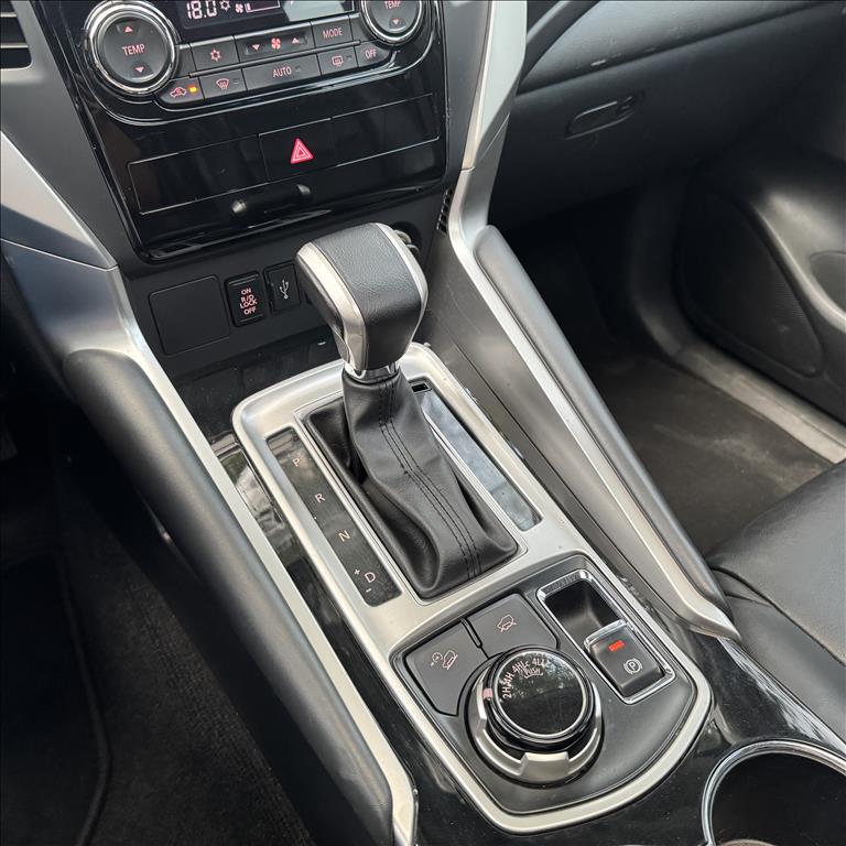 Mitsubishi-PAJERO SPORT-2.4 16V MIVEC TURBO DIESEL HPE AWD AUTOMÁTICO