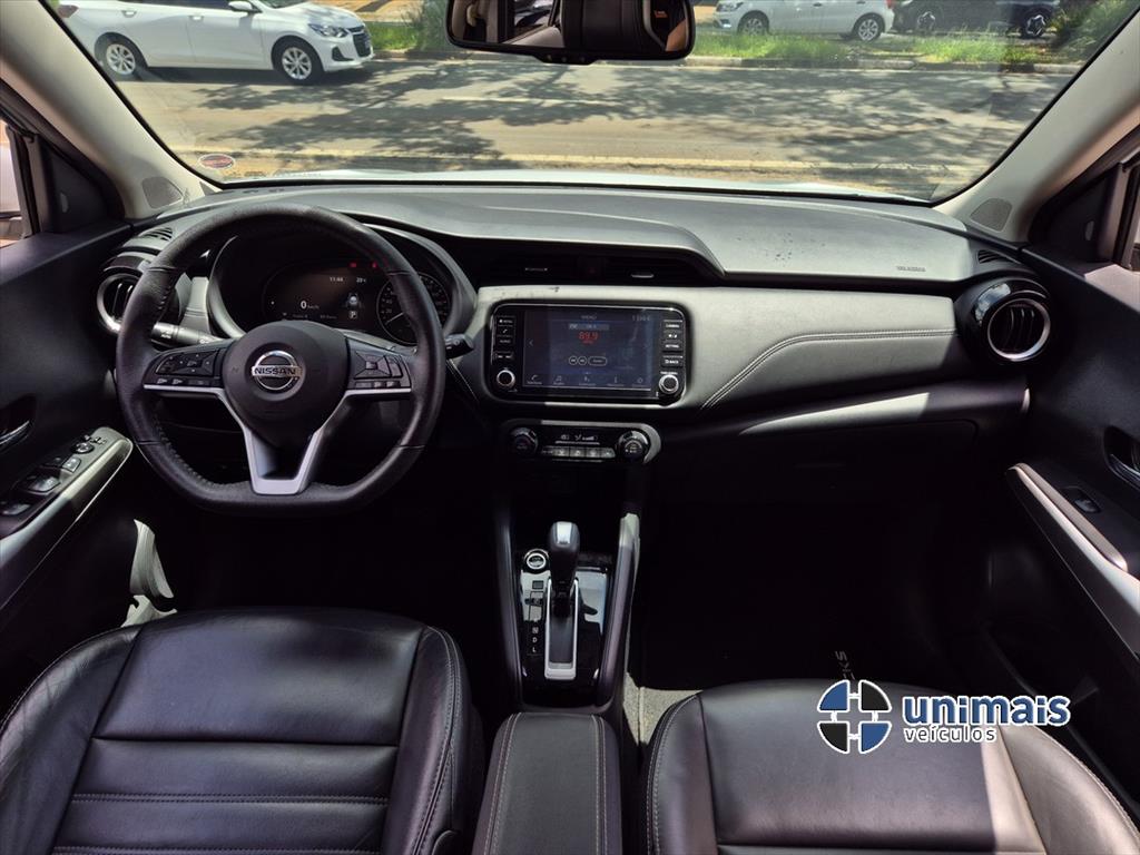 NISSAN KICKS 1.6 16V FLEXSTART EXCLUSIVE XTRONIC — foto 2
