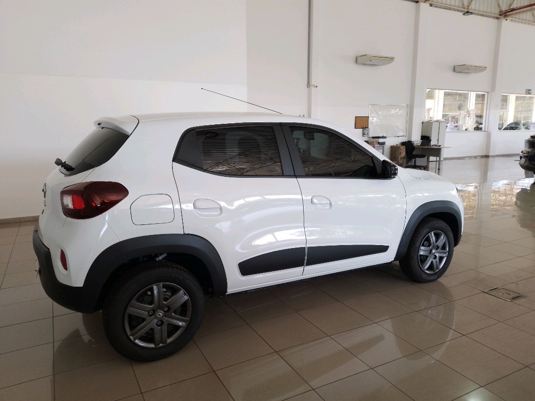 Renault-KWID-1.0 12V SCE FLEX INTENSE MANUAL