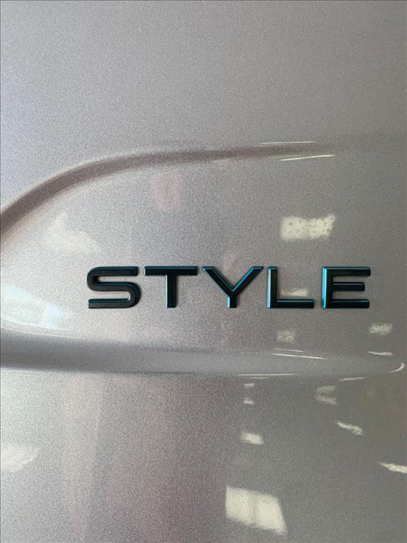 208 1.0 FIREFLY FLEX STYLE MANUAL14