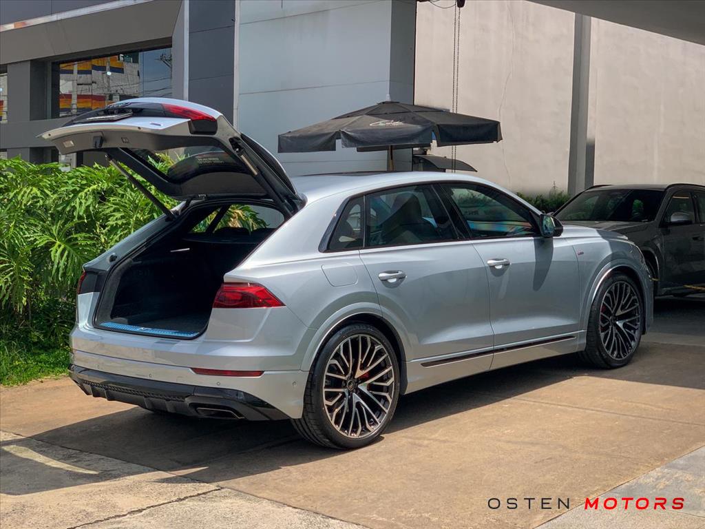 Audi-Q8-3.0 TFSI GASOLINA PERFORMANCE BLACK QUATTRO TIPTRONIC