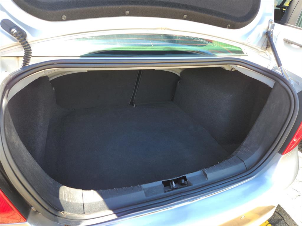 Ford Focus - 2.0 GLX SEDAN 16V FLEX 4P AUTOMÁTICO