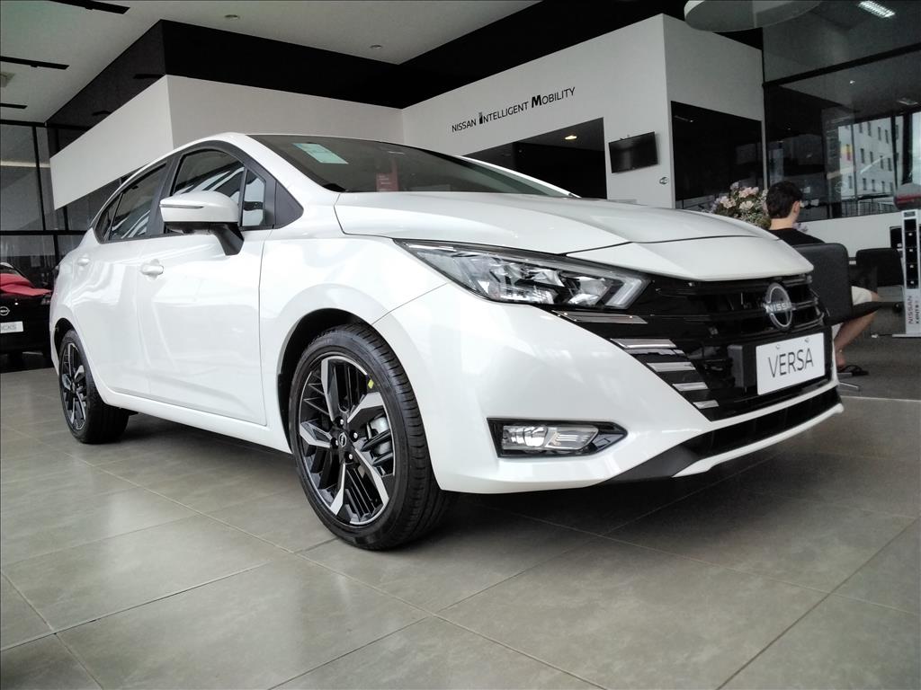 VERSA 1.6 16V FLEX EXCLUSIVE XTRONIC1