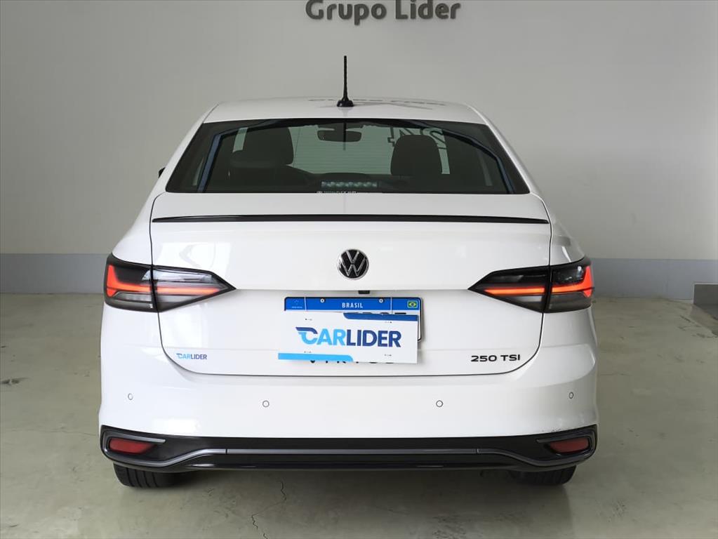 VIRTUS 1.4 250 TSI EXCLUSIVE AUTOMÁTICO10