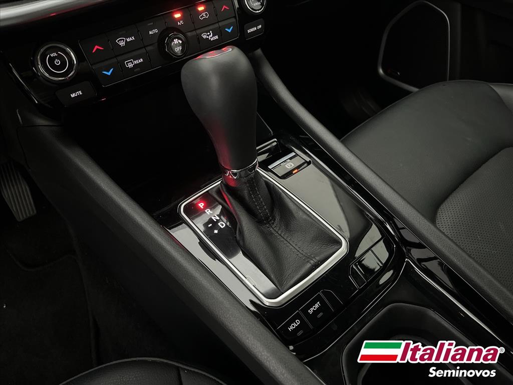 COMPASS 1.3 T270 TURBO FLEX LONGITUDE AT611