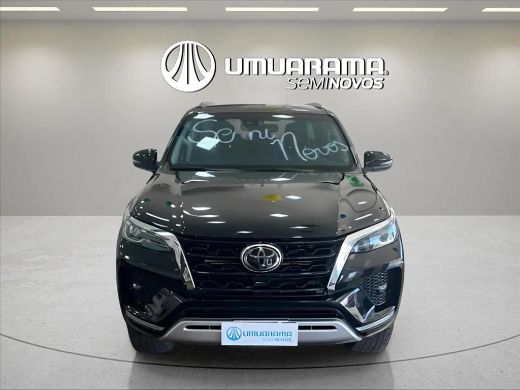 HILUX 2.8 D-4D TURBO DIESEL CD SRX 4X4 AUTOMÁTICO0