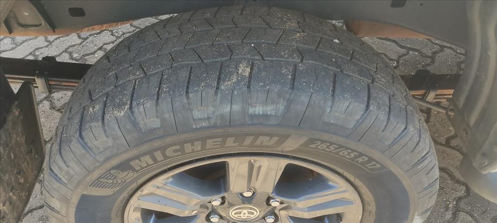 HILUX 2.8 D-4D TURBO DIESEL CD SR 4X4 AUTOMÁTICO19