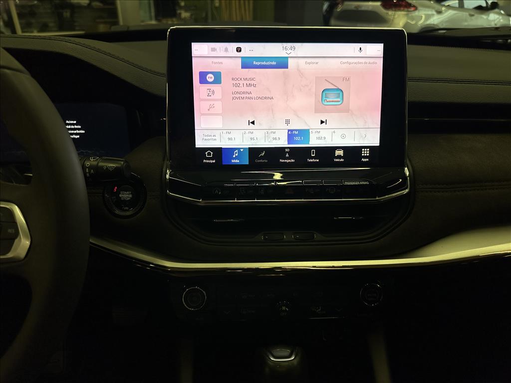 COMMANDER 1.3 T270 TURBO FLEX OVERLAND AT69