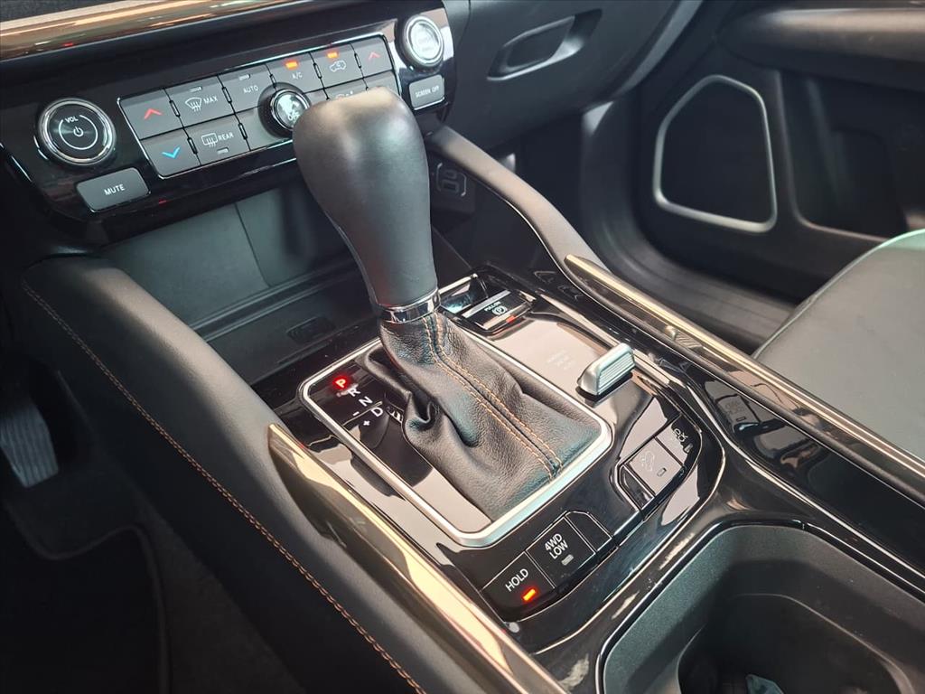 COMMANDER 2.0 TD380 TURBO DIESEL LIMITED AT912