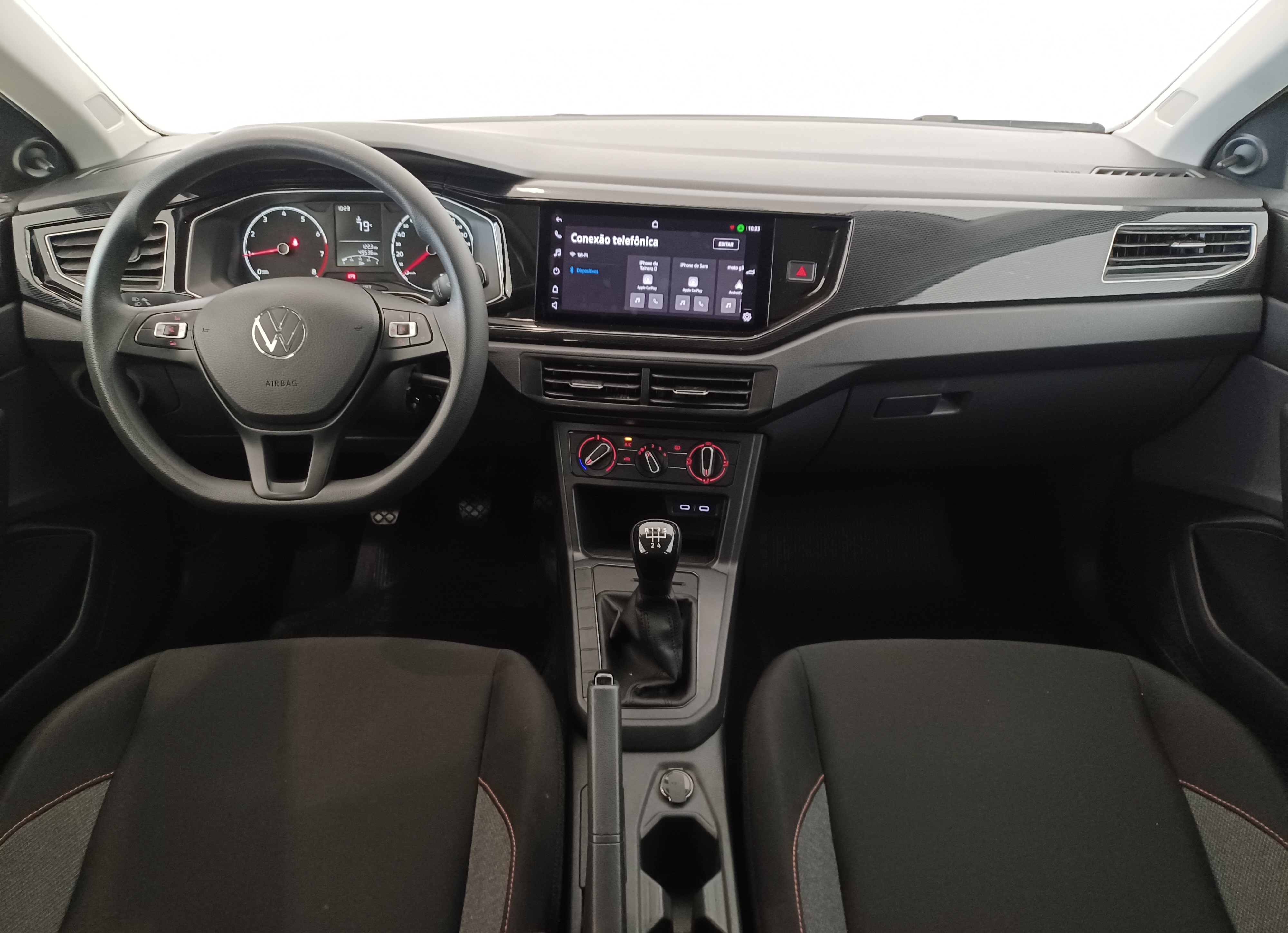 Volkswagen-POLO-1.0 MPI TRACK MANUAL