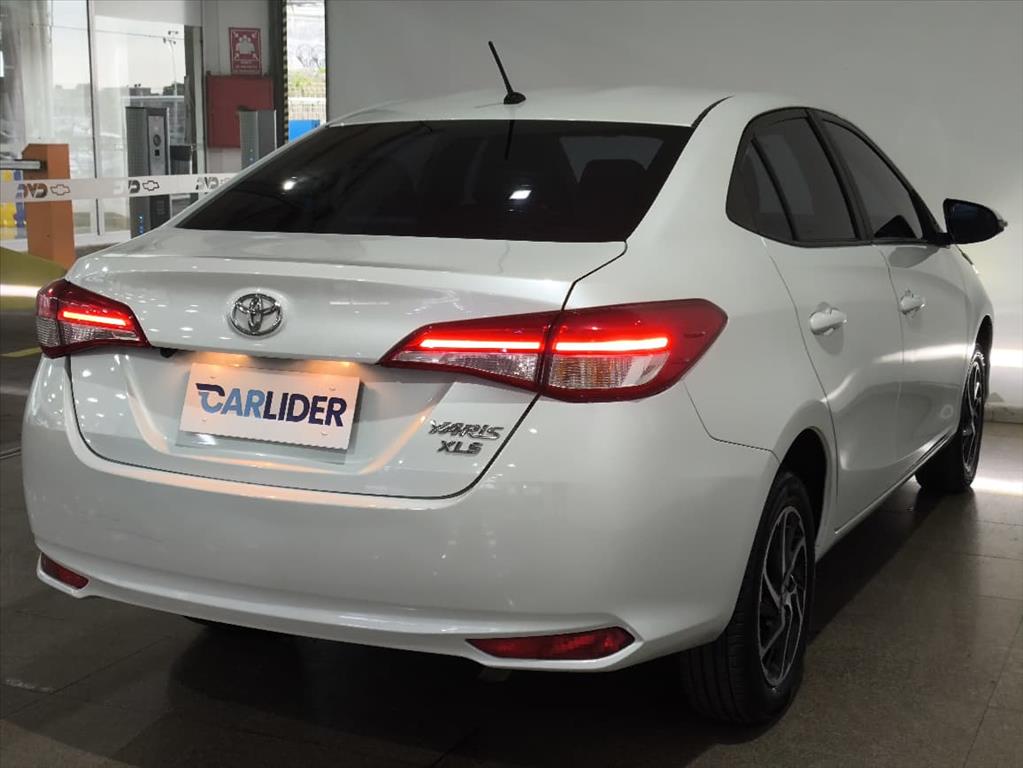 YARIS 1.5 16V FLEX SEDAN XLS MULTIDRIVE14