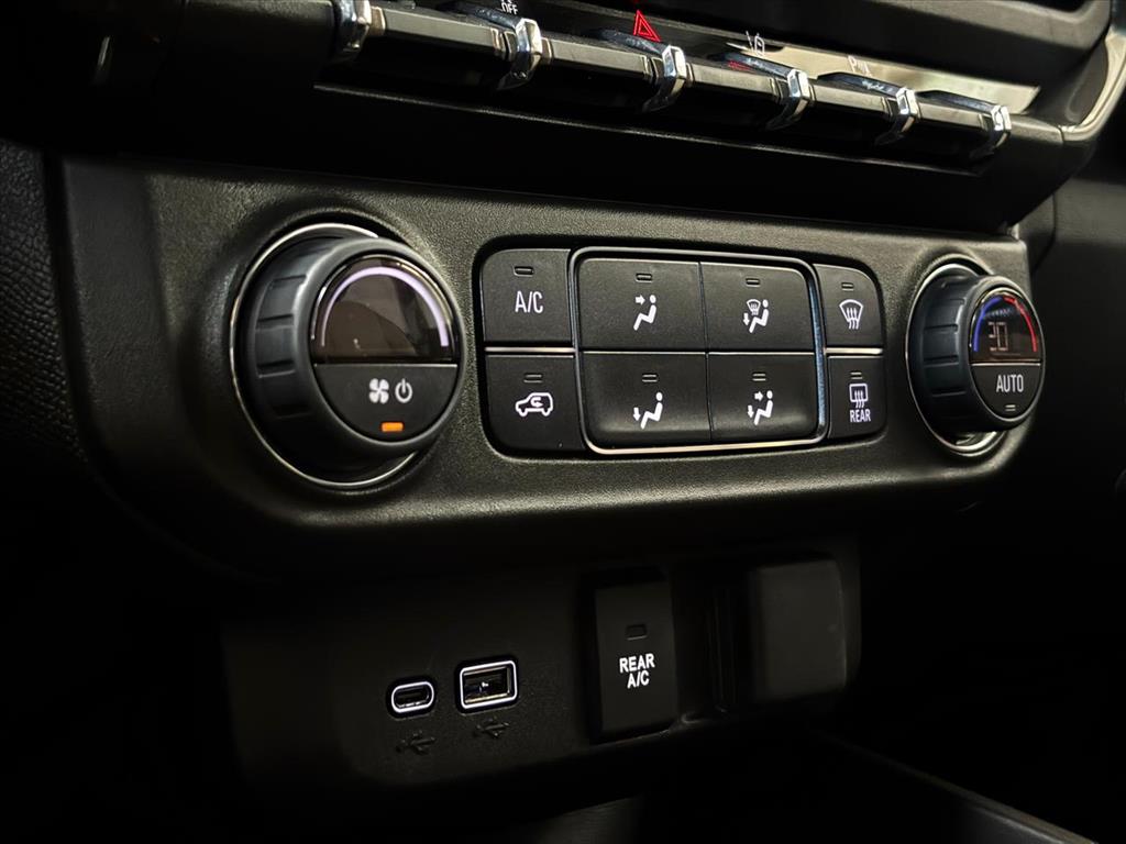 TRAILBLAZER 2.8 16V TURBO DIESEL HIGH COUNTRY 7L 4X4 AUTOMÁTICO TRAILBLAZER 2.8 16V TURBO DIESEL HIGH COUNTRY 7L 4X4 AUTOMÁTICO