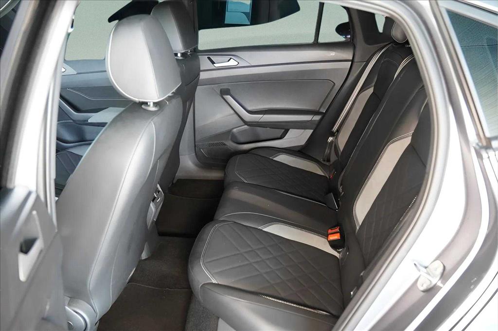 VIRTUS 1.4 250 TSI EXCLUSIVE AUTOMÁTICO8
