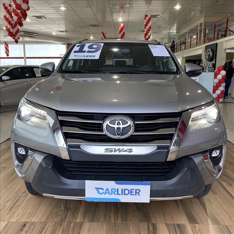 HILUX SW4 2.8 SRX 4X4 7 LUGARES 16V TURBO INTERCOOLER DIESEL 4P AUTOMÁTICO HILUX SW4 2.8 SRX 4X4 7 LUGARES 16V TURBO INTERCOOLER DIESEL 4P AUTOMÁTICO