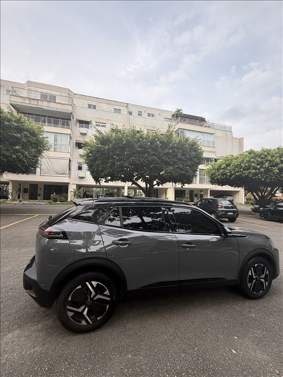 Peugeot-2008-1.0 TURBO 200 FLEX GT CVT