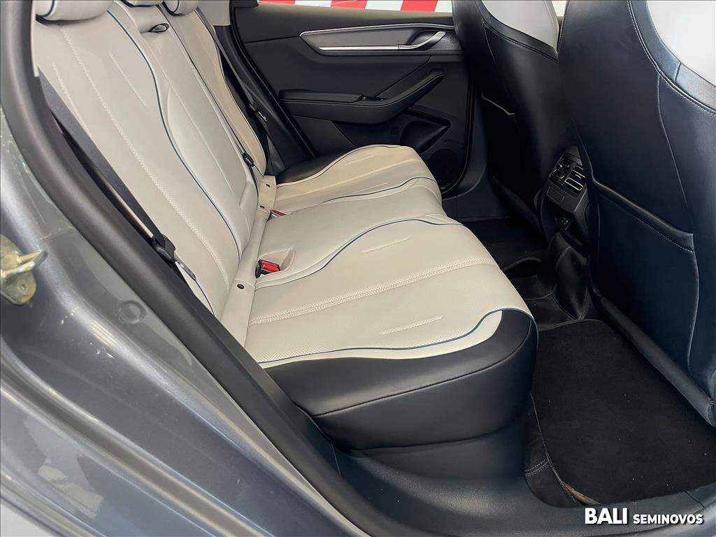 KING 1.5 DM-I PHEV GS AUTOMÁTICO17