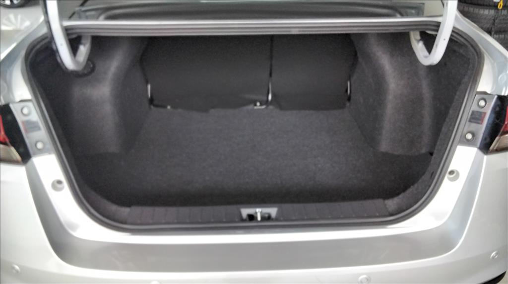 VERSA 1.6 16V FLEX EXCLUSIVE XTRONIC