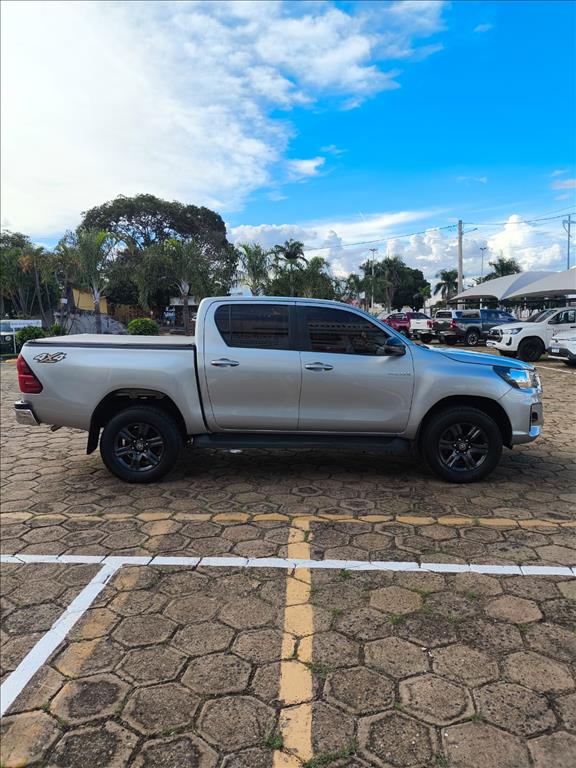 HILUX 2.8 SR 4X4 CD 16V DIESEL 4P AUTOMÁTICO3